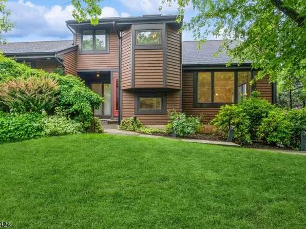 89 Aspen Dr, Bernards Twp., NJ 07920