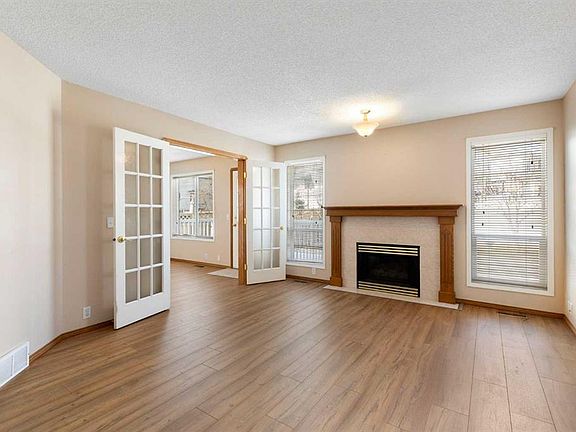 4th image of 205 S Scotia Point NW