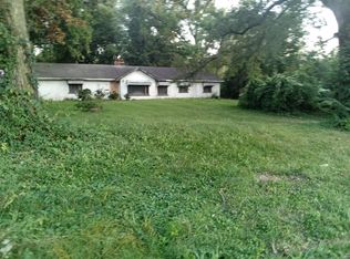 112 Woodstock Rd, Saint Louis, MO 63135