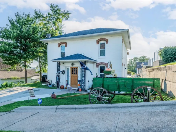 217 N 5th St, Missouri Valley, IA 51555
