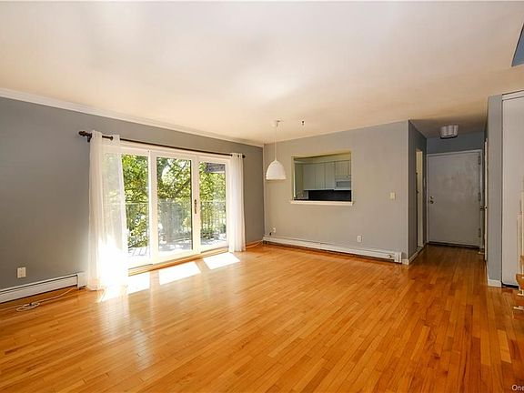 4th image of 606 Kemeys Ave