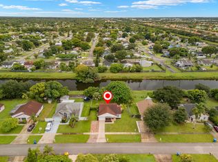 1196 Grandview Cir, Royal Palm Beach, FL 33411