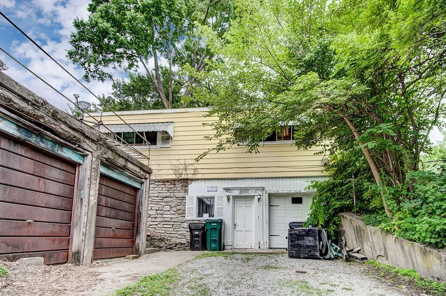 Studio, 450 sqft, $795 — Photo 1