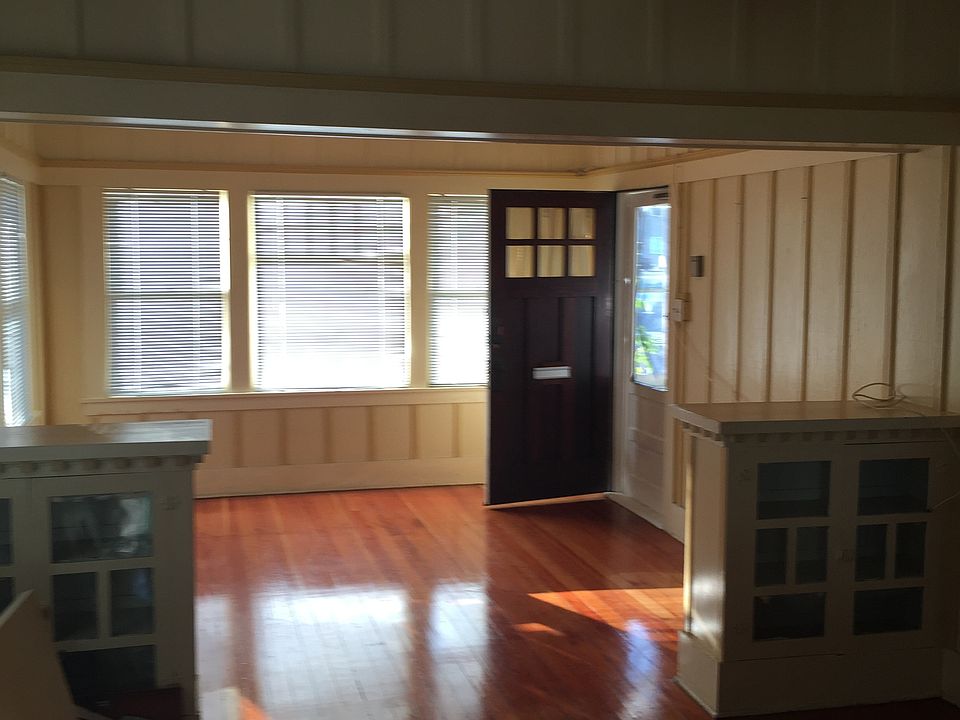 Living & Dining Areas