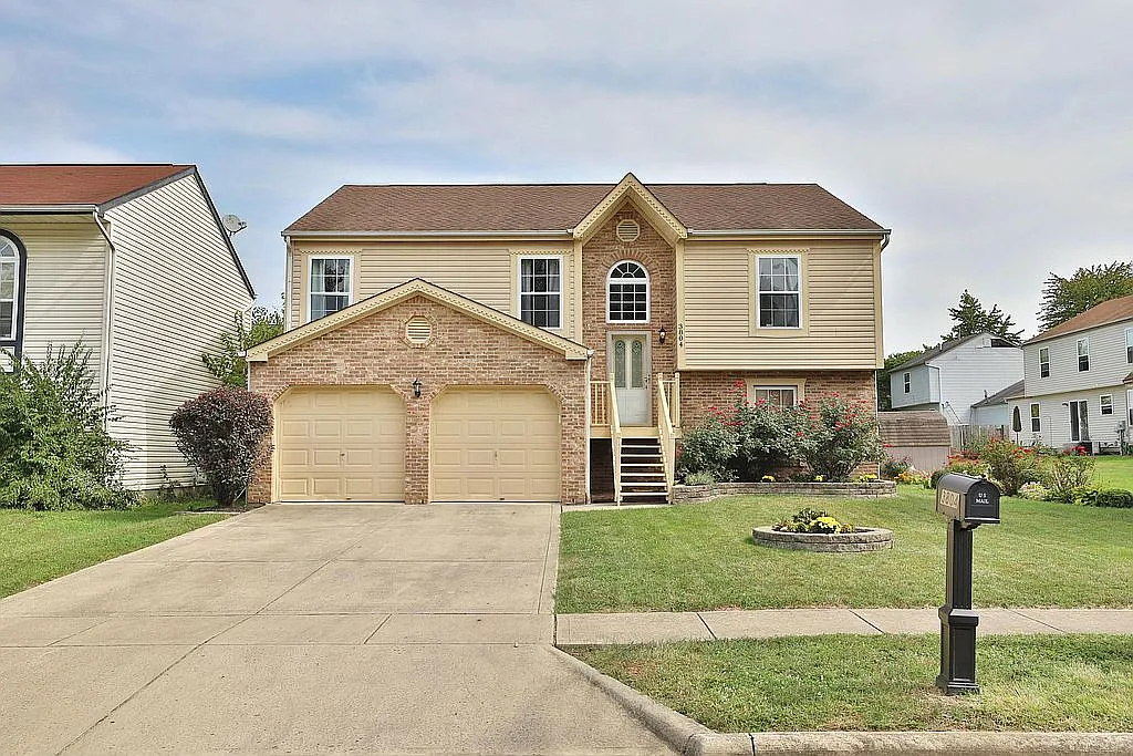 3804 Sunburst Dr photo 1