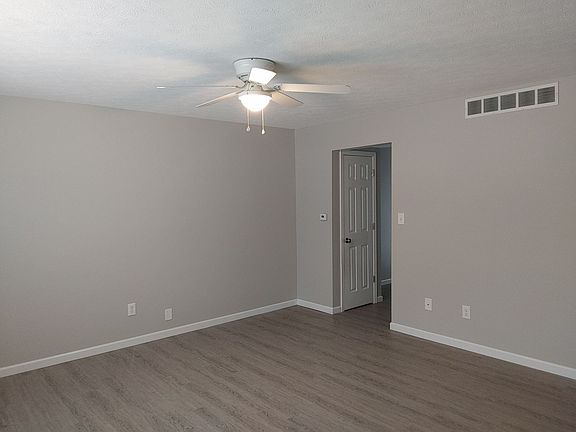 4th image of 43 Campbell Dr