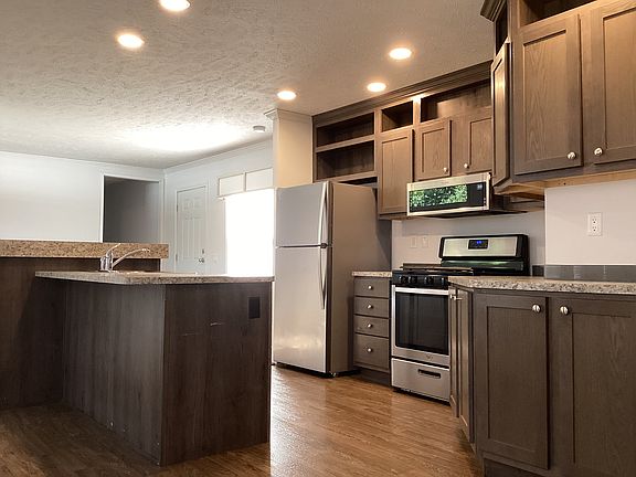 3rd image of 2929 Bane Berry St #598