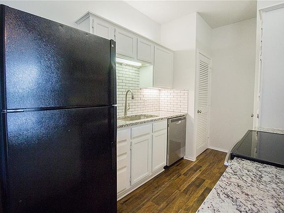 4th image of 2104 Count Fleet Dr Unit 712