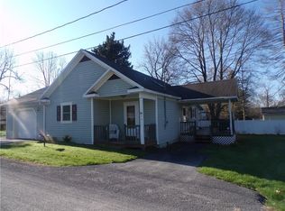 4617 Wildflower Dr, Canandaigua, NY 14424