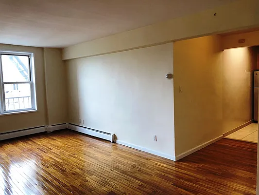 Rented by Prime Realty | media 55