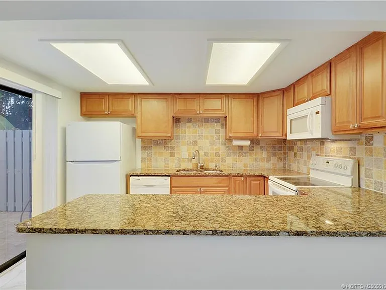 3836 SE Jefferson St — Photo 1