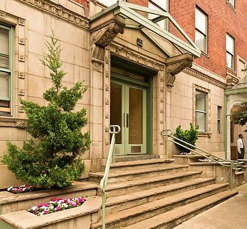 1st image of 240 W 64th St APT 6F