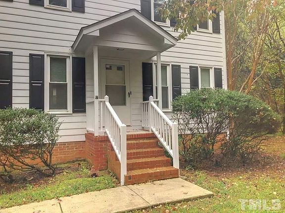 3rd image of 24 Terry Brook Ln