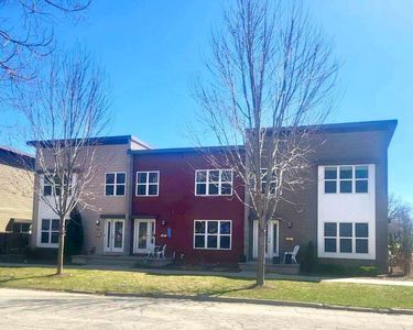 302 N Van Buren St, Green Bay, WI, 54302