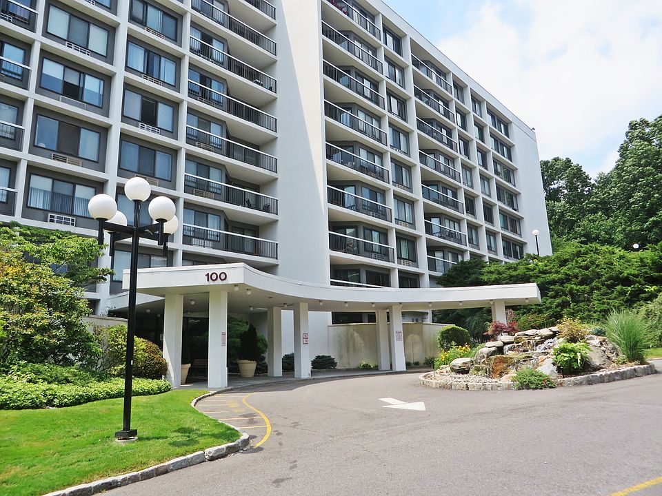 1st image of 100 High Point Dr Ph 6