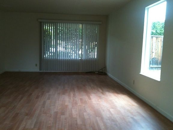 2nd image of 3125 Stevens Ct
