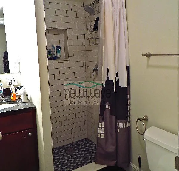839 Parker St #1 — Photo 12