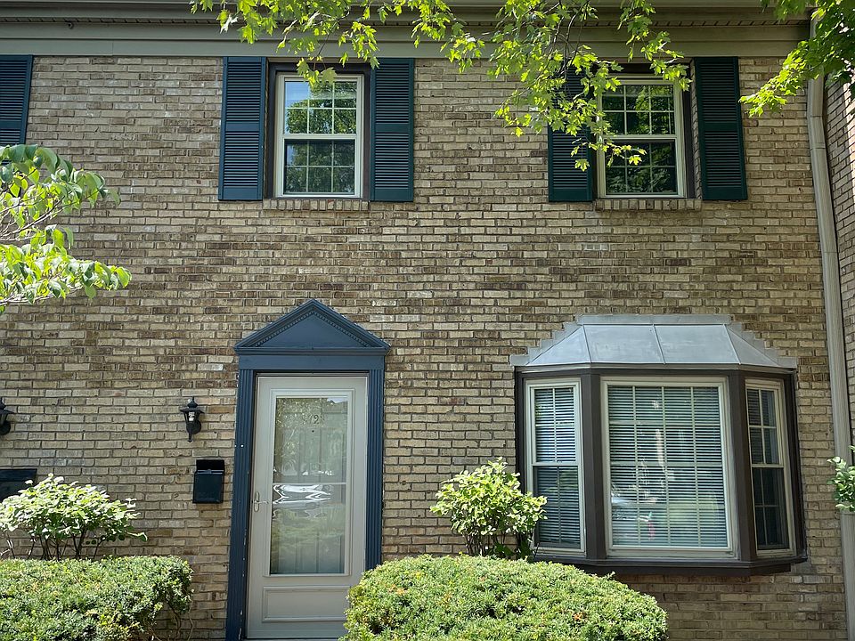 1st image of 9723 Bunker Hill Ln