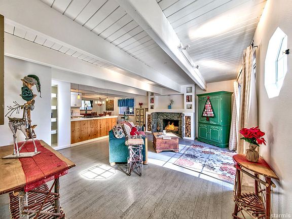 2nd image of 689 Wentworth Ln