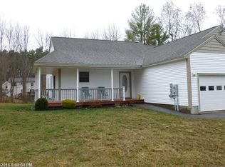 8 Sienna Ln, Windham, ME 04062