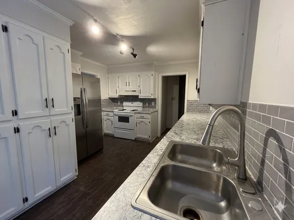 512 Crystal Crk W, Martinez, GA 30907