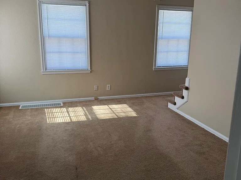 3020 Letchworth Pkwy — Photo 5