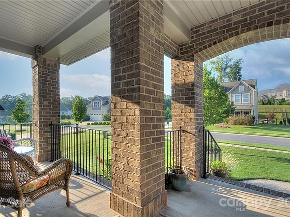 3rd image of 15000 Kinnegal Ln