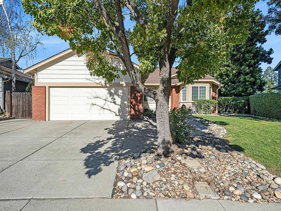 1st image of 708 Eagle Ct