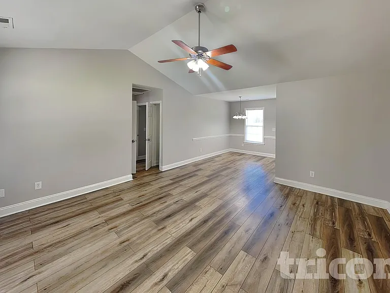 5229 Harmon Pl — Photo 3