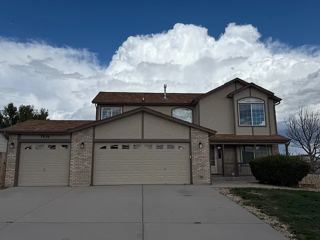7956 Weatherstone Dr
