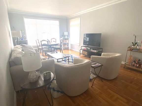 2nd image of 3640 Fillmore St APT 101