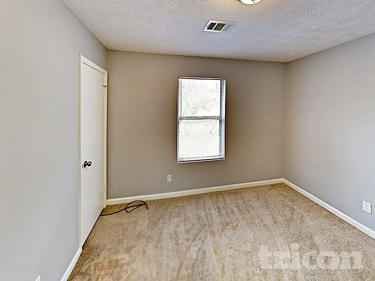 3341 Goldenchain Dr — Photo 22