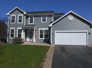 1508 Creekside Cir, Minooka, IL 60447