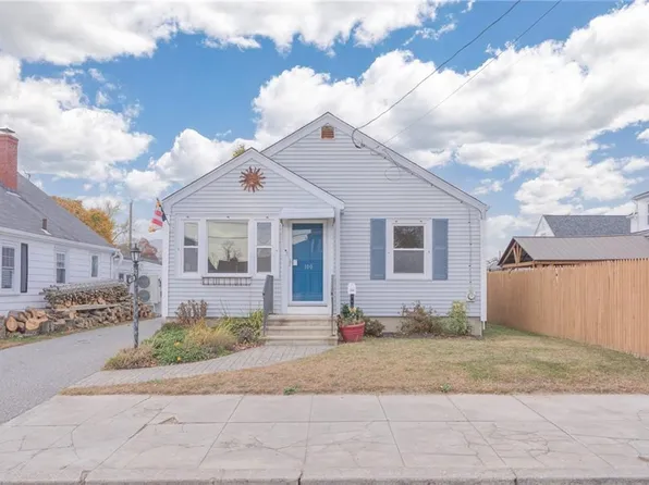 100 Packard St, Cranston, RI 02910