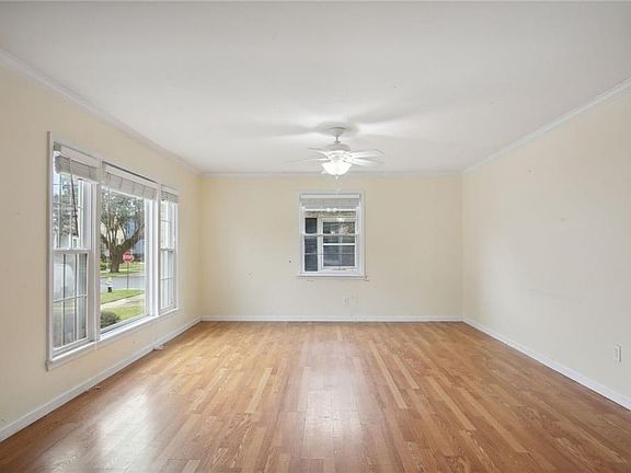 4th image of 7018 Vicksburg St