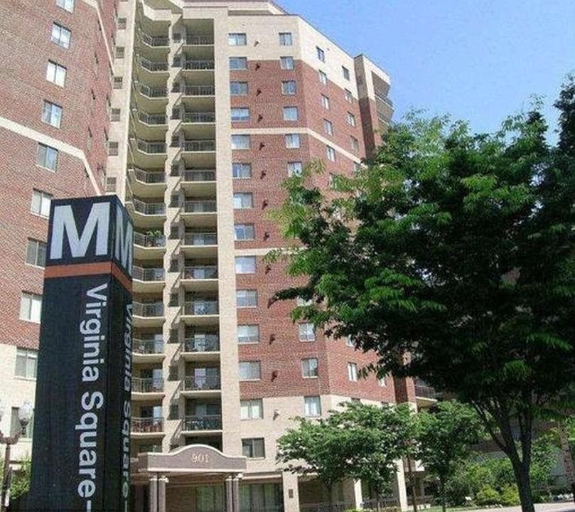 1st image of 901 N Monroe St APT 1113
