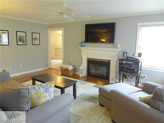 Spacious Living Room
