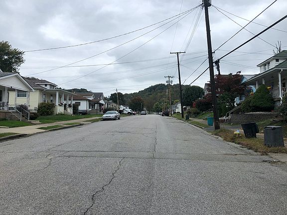 5th image of 22 Oak Ave