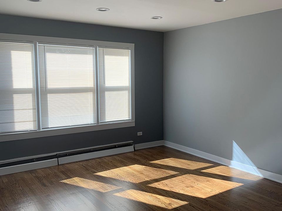 1st image of 7190 W Dickens Ave