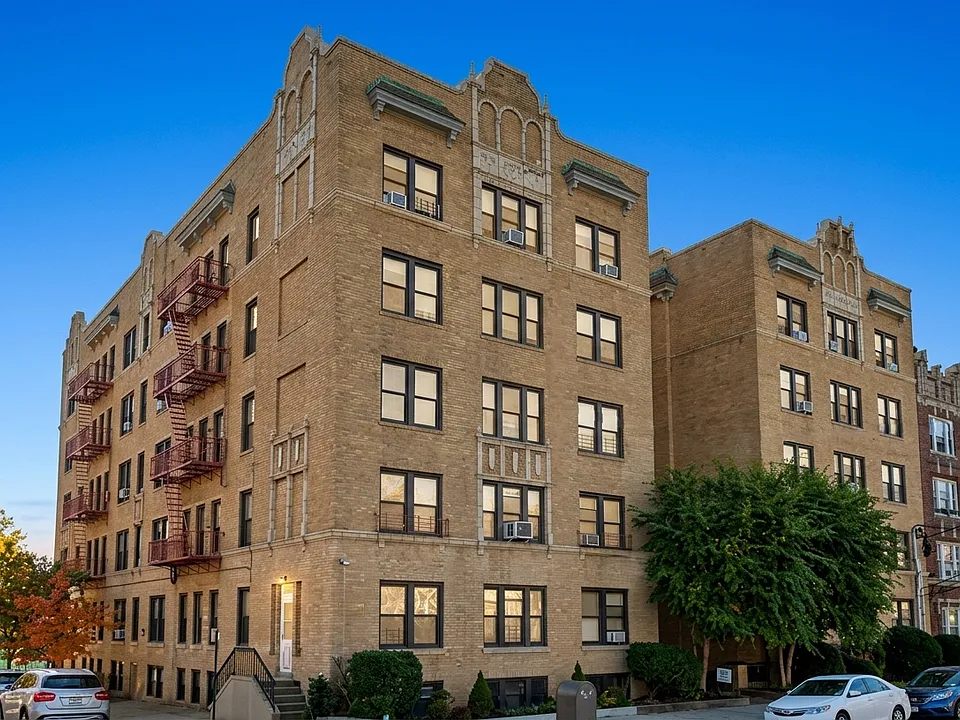 814 Avenue C #506