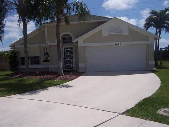 1st image of 5257 Arbor Glen Cir