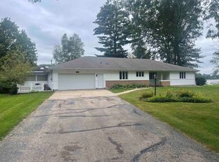 W6745 Homewood Ave, Shawano, WI 54166