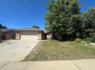 1050 Monterra Ln, Redding, CA 96002