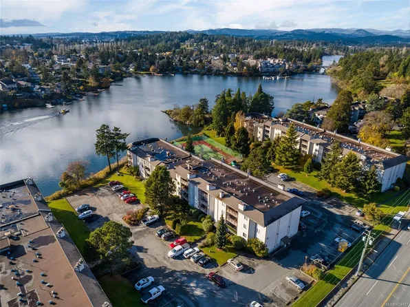 73 Gorge Rd W #103, Saanich, BC V9A 1L9