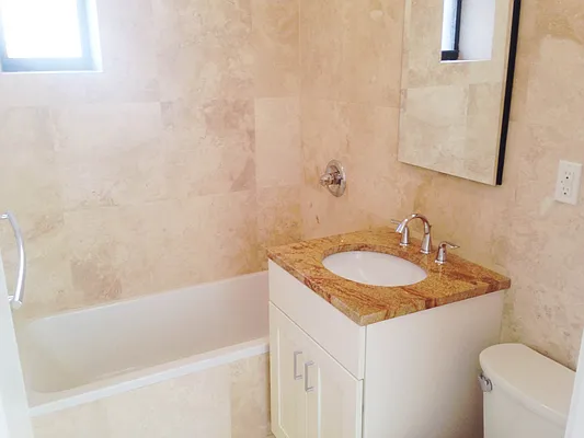 Rented by Royalty Living NYC | media 30