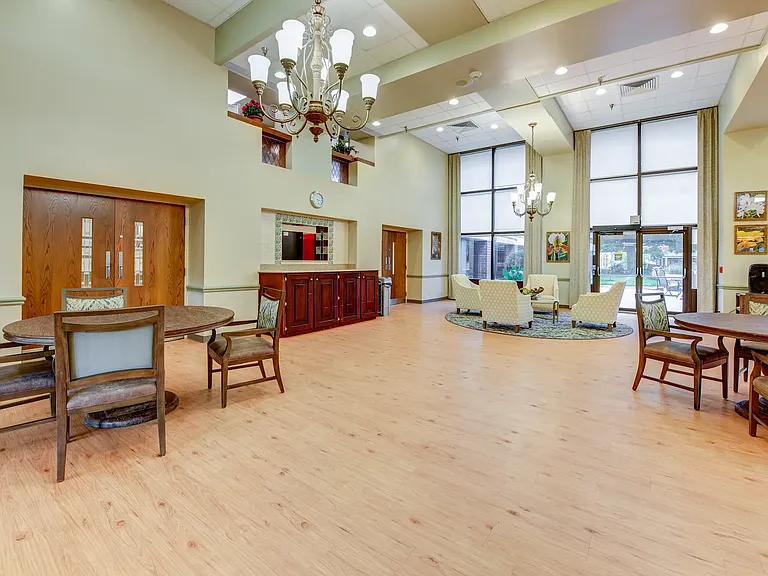 Bellmead Apartments — Photo 14