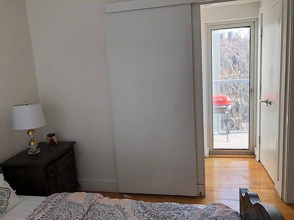5th image of 354 Franklin Ave APT 2