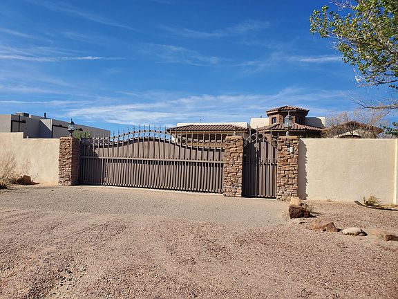 3rd image of 1881 17th Ave SE