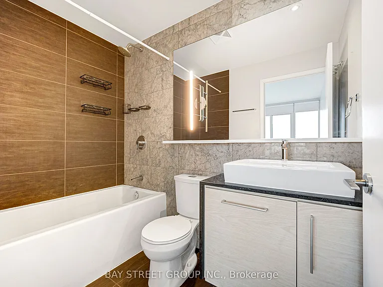 121 McMahon Dr #2708 — Photo 28