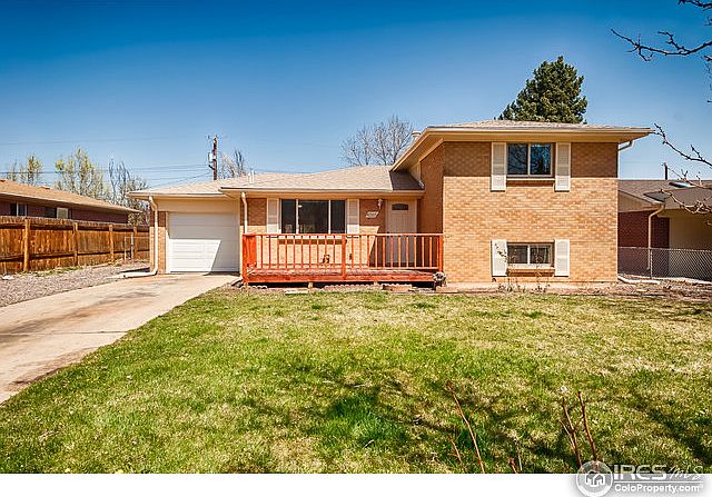 4265 Moorhead Ave